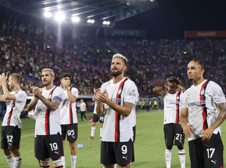 Il Milan saluta i tifosi