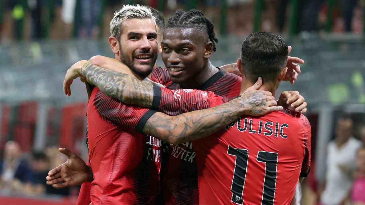Theo Hernandez e Rafa Leao