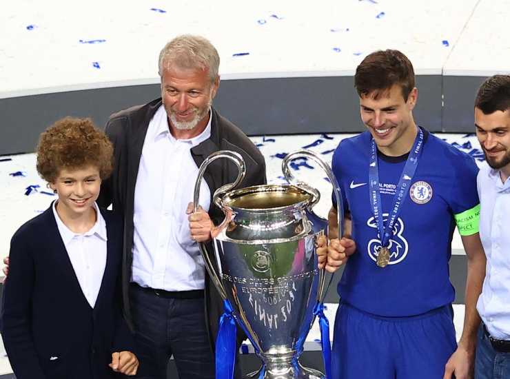 Roman Abramovich festeggia la vittoria della Champions League