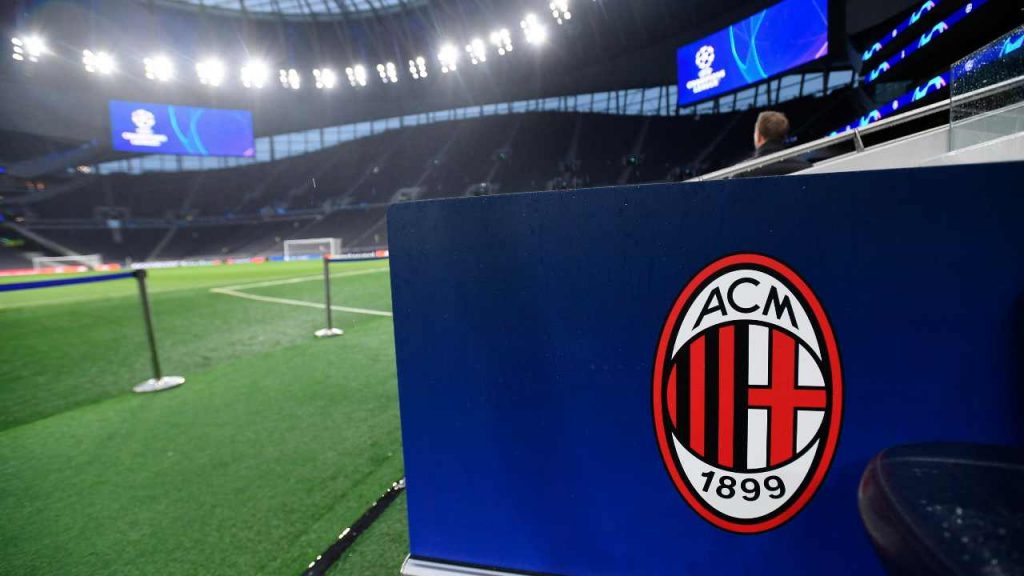 Il logo del Milan