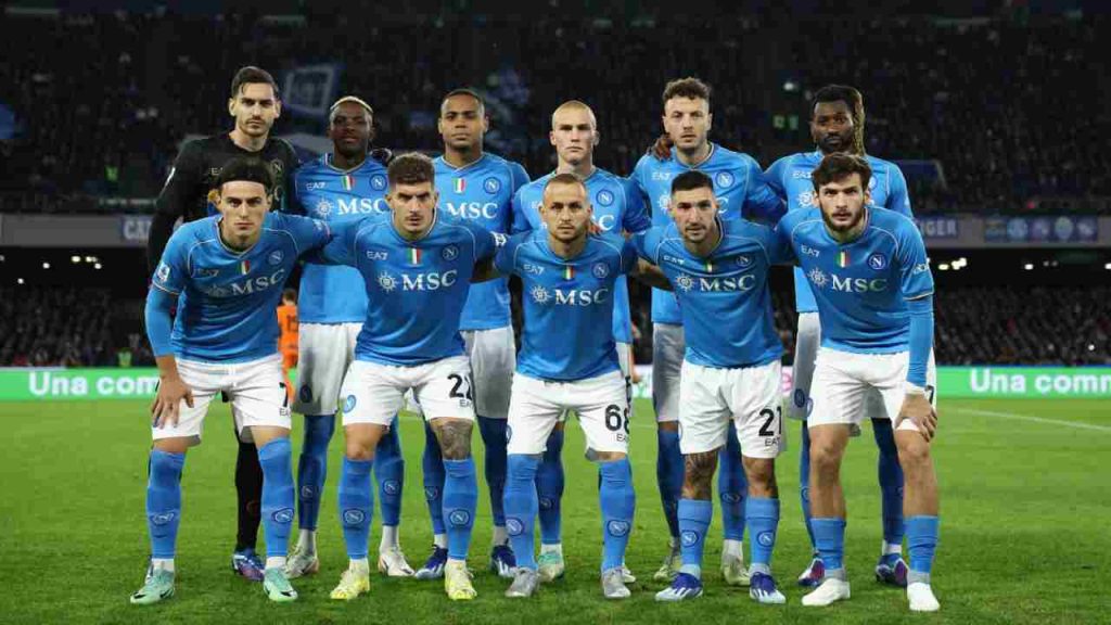 Foto di rito per il Napoli