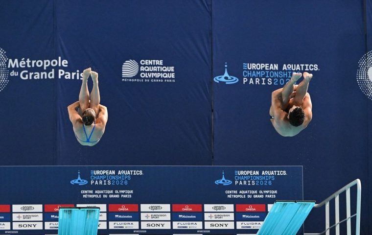Matteo Santoro e Chiara Pellacani oro europeo nel sincro misto da 3 metri