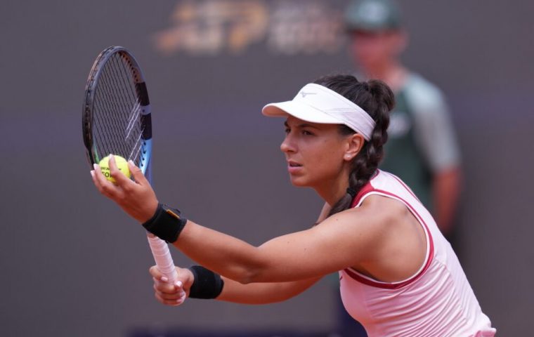 Lucrezia Stefanini ferma all’esordio al WTA Toronto 2026 dopo sconfitta contro Osorio