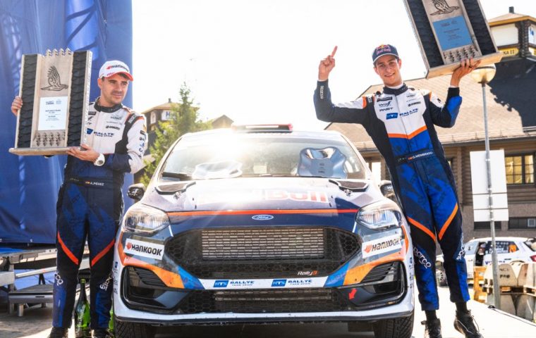 Gil Membrado, emulando Sainz, vince il Rally di Finlandia e scrive una pagina della storia del WRC