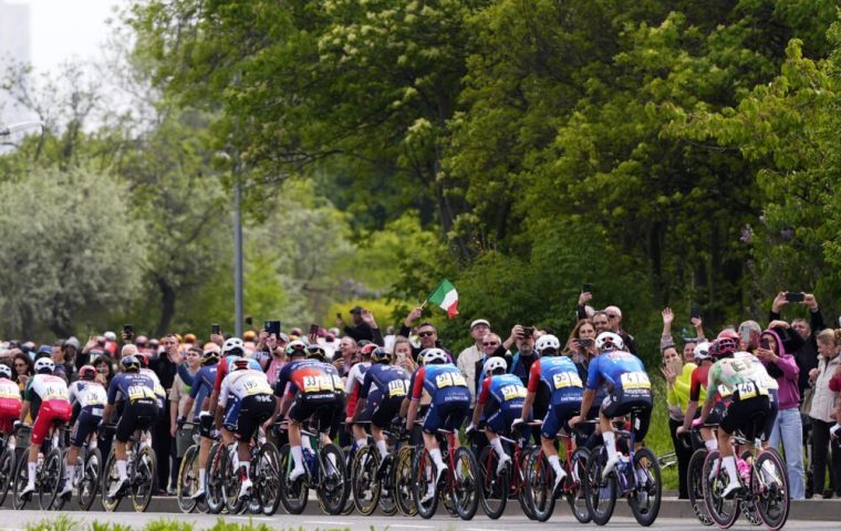 Ciclismo italiano: gare di fine stagione si terranno regolarmente dopo il commissariamento della Lega