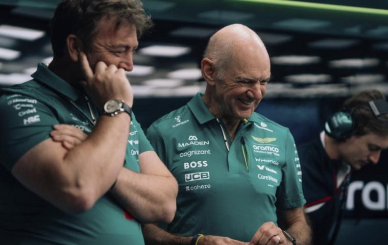 Newey e Honda si avvicinano: “Il disastro iniziale ha unito le squadre”