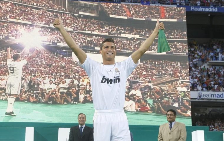 Cristiano Ronaldo entra nel top 5 dei trasferimenti più costosi del Real Madrid