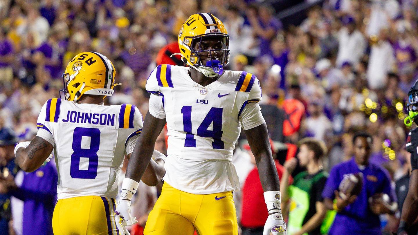 Il ruolo del tight end si sta trasformando in LSU
