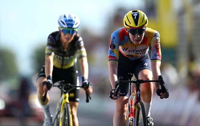 Anna van der Breggen abbandona la Tour de France Femmes dopo un inizio difficile