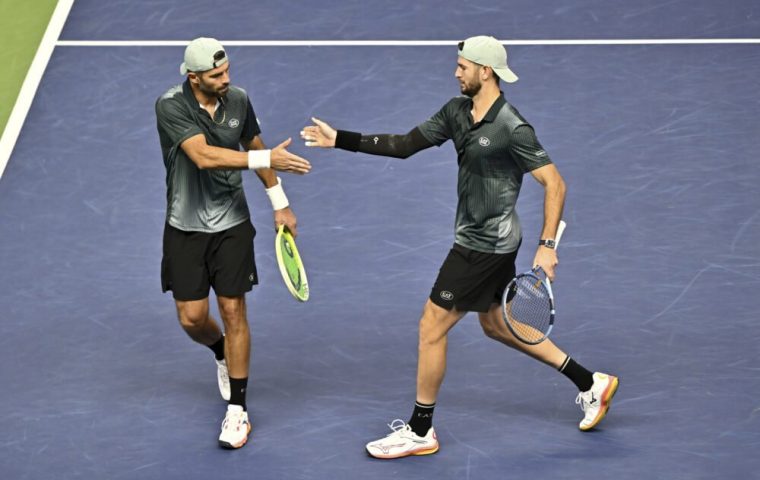 Simone Bolelli e Andrea Vavassori escono all’esordio a Montreal